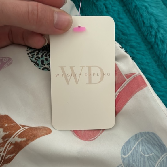 Cowgirl hat button down - Picture 4 of 6